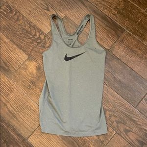 Nike pro tank